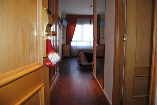 Hotel Meta Pas De La Casa Dış mekan fotoğraf